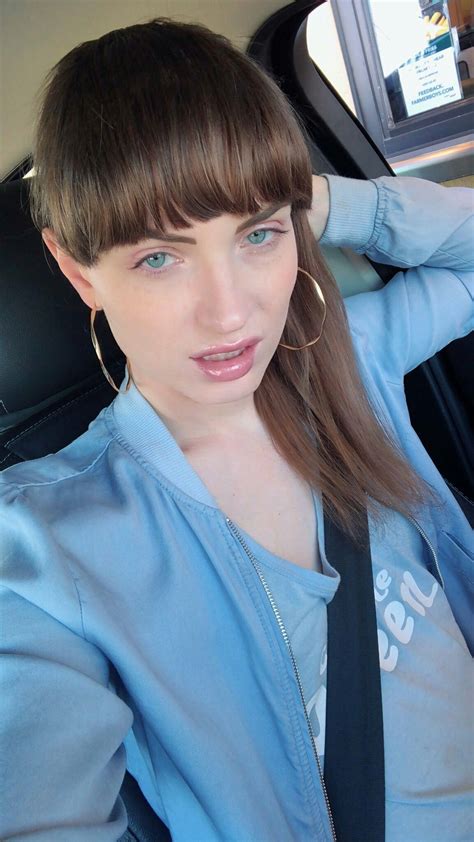 RIDING SHEMALE PORN • Shemale Here.